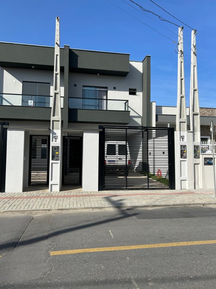 Sobrado Geminado - Venda - Vila Nova - Joinville - SC